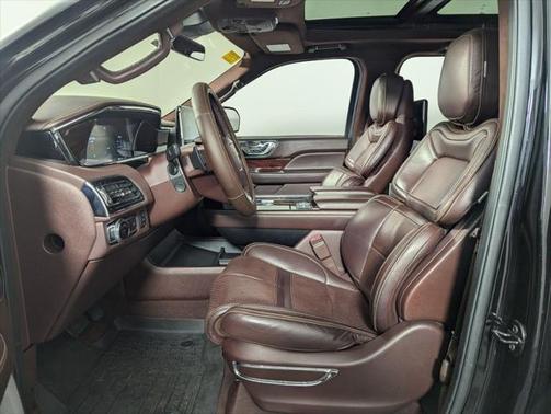 2019 Lincoln Navigator L Black Label