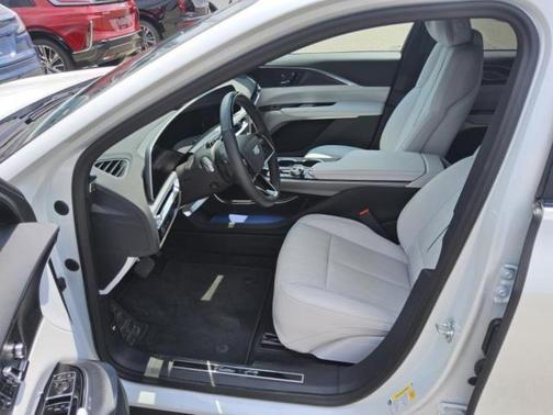 2025 Cadillac LYRIQ Luxury