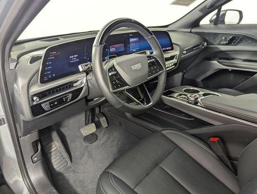 2024 Cadillac LYRIQ Luxury