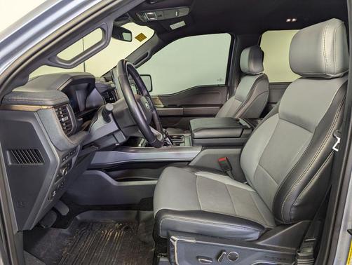 2022 Ford F-150 Lightning LARIAT