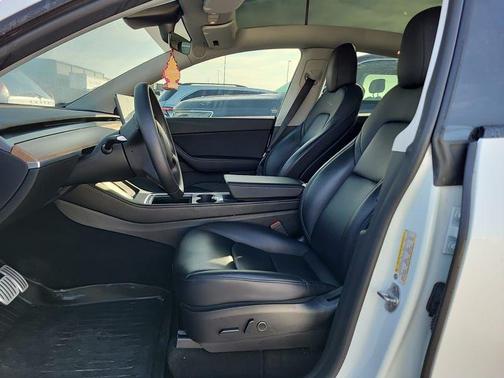 2022 Tesla Model Y Performance Dual Motor All-Wheel Drive