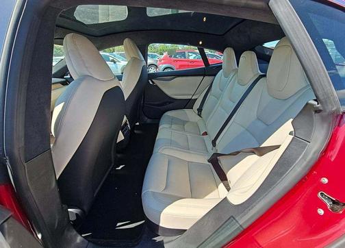 2021 Tesla Model S Long Range