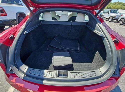 2021 Tesla Model S Long Range