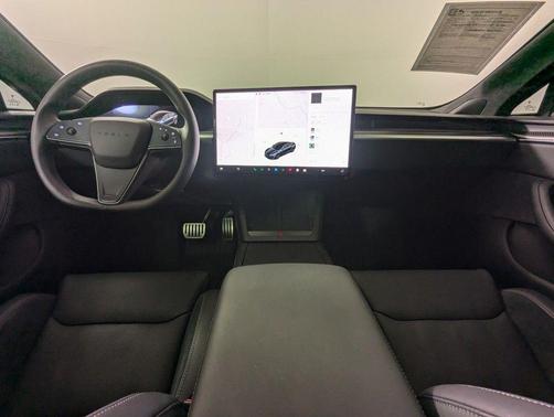 2024 Tesla Model S Plaid