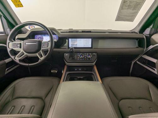 Fuji White 2020 Land Rover Defender 110 HSE