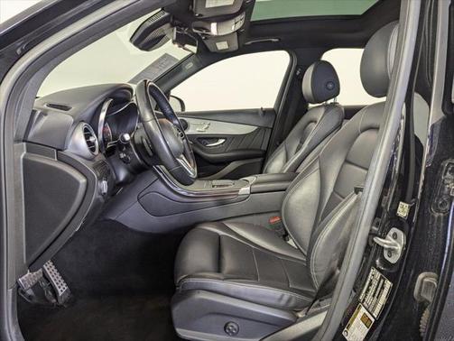 2022 Mercedes-Benz GLC 300 Base