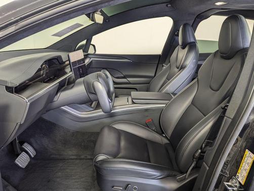 2022 Tesla Model X Plaid Tri Motor All-Wheel Drive