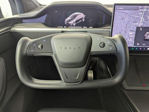 2022 Tesla Model X Plaid Tri Motor All-Wheel Drive