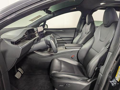 2022 Tesla Model X Plaid Tri Motor All-Wheel Drive