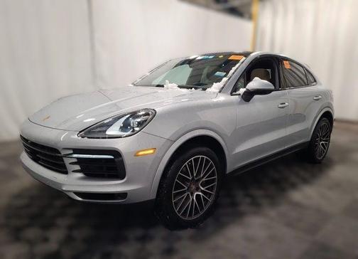 2022 Porsche Cayenne Platinum Edition