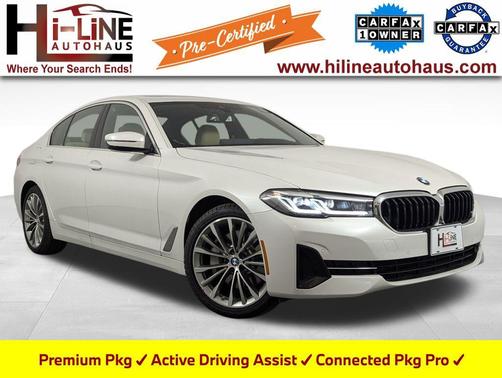 Mineral White Metallic 2023 BMW 530 i