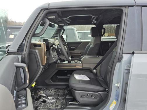 2024 GMC HUMMER EV SUV 2X