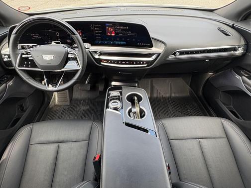 2024 Cadillac LYRIQ Luxury