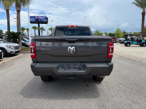 Granite Crystal Metallic Clearcoat 2024 RAM 2500 Laramie