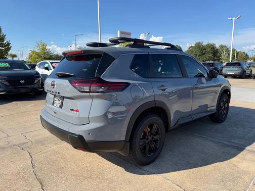 Boulder Gray Pearl 2026 Nissan Rogue Rock Creek