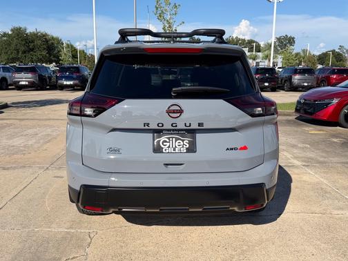 Boulder Gray Pearl 2026 Nissan Rogue Rock Creek