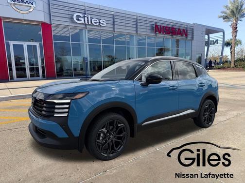 2t Ice Blk Roof 2026 Nissan Kicks SR