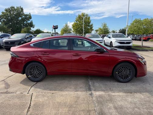 Scarlet Ember Tintcoat 2027 Nissan Sentra SV