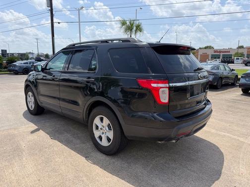 Tuxedo Black Metallic 2013 Ford Explorer Base