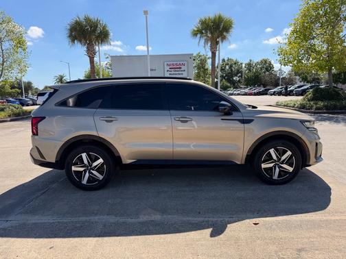 Crystal Beige 2021 Kia Sorento EX