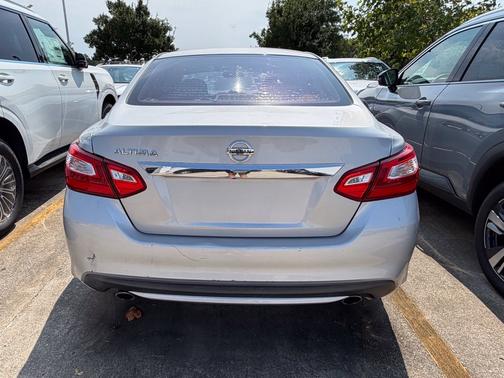 Brilliant Silver Metallic 2016 Nissan Altima 2.5 S