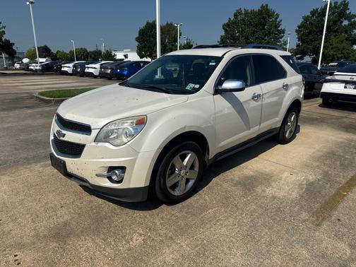 White Diamond Clearcoat 2014 Chevrolet Equinox LTZ