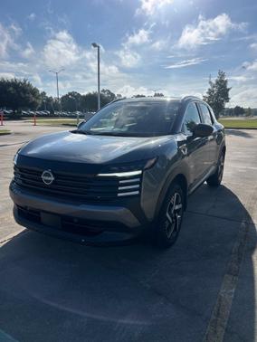 Gun Metallic 2026 Nissan Kicks SV