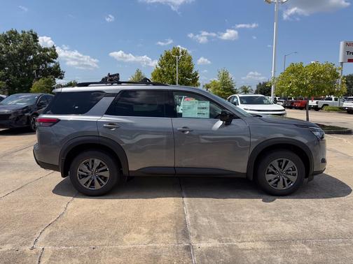 Gun Metallic 2026 Nissan Pathfinder SV