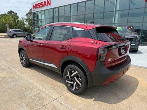Scarlet Ember T 2026 Nissan Kicks SV