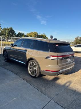 Harbor Gray 2025 Lincoln Aviator Reserve AWD