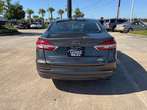 Magnetic 2019 Ford Fusion SE