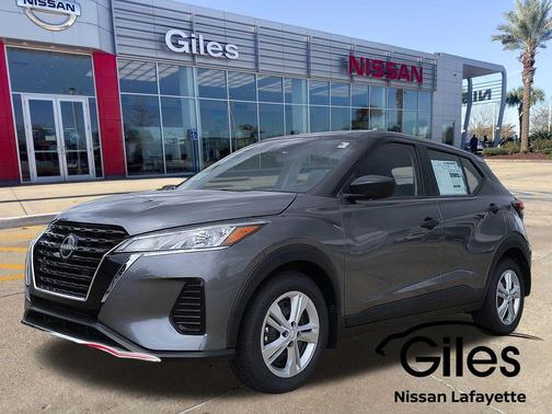 2025 Nissan Kicks Play S