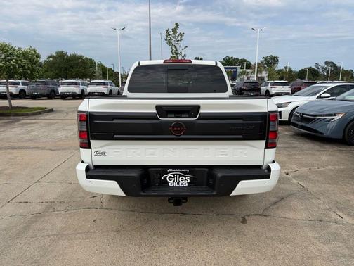 Glacier White 2026 Nissan Frontier PRO-X