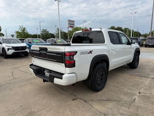 Glacier White 2026 Nissan Frontier PRO-X