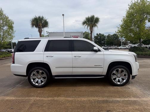 White Frost Tricoat 2018 GMC Yukon Denali