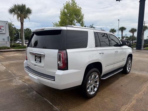 White Frost Tricoat 2018 GMC Yukon Denali