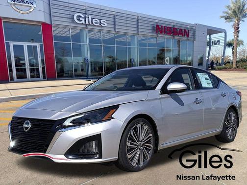 2025 Nissan Altima SL