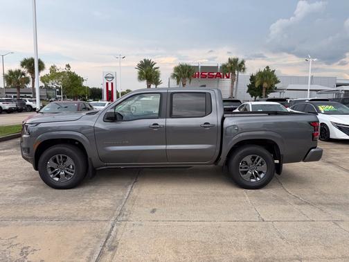 Gun Metallic 2027 Nissan Frontier SV