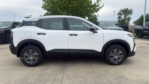 Fresh Powder 2026 Nissan Kicks S