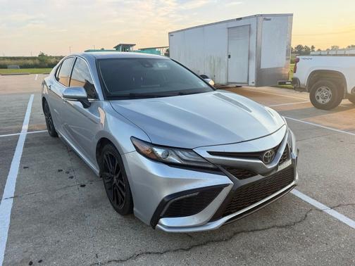 Celestial Silver Metallic 2022 Toyota Camry XSE