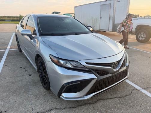Celestial Silver Metallic 2022 Toyota Camry XSE