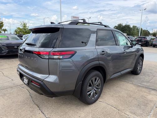 Gun Metallic 2026 Nissan Pathfinder SV