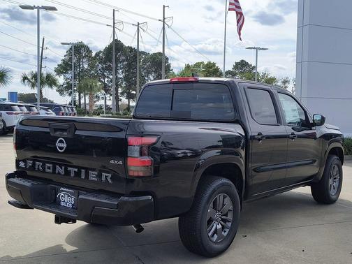 Black 2026 Nissan Frontier SV