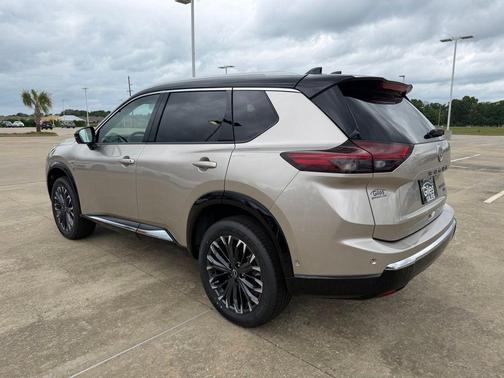 2t Chpn Blk Roo 2026 Nissan Rogue Platinum