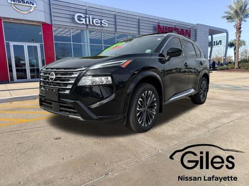 2025 Nissan Rogue Platinum