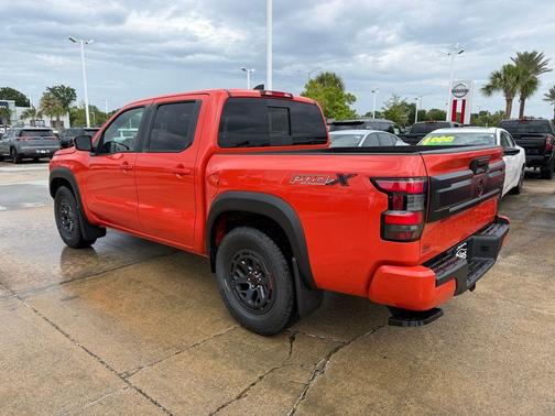 Afterburn Orang 2026 Nissan Frontier PRO-X