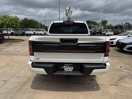 Glacier White 2026 Nissan Frontier PRO-4X