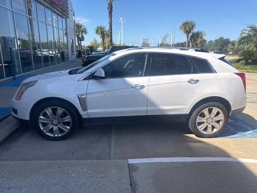 Platinum Ice Tricoat 2016 Cadillac SRX Performance Collection