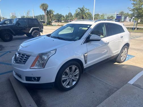 Platinum Ice Tricoat 2016 Cadillac SRX Performance Collection