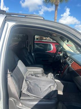 Silver Ice Metallic 2013 Chevrolet Avalanche LT